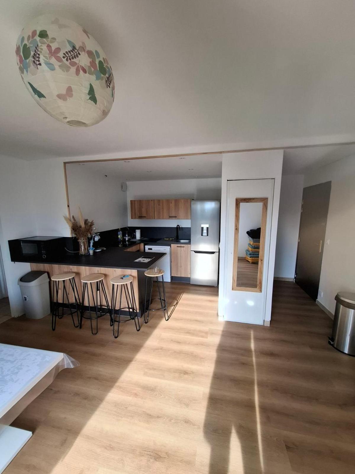 Appartement T3 - Relax Aux Portes Des 24H Du Mans 勒芒 外观 照片
